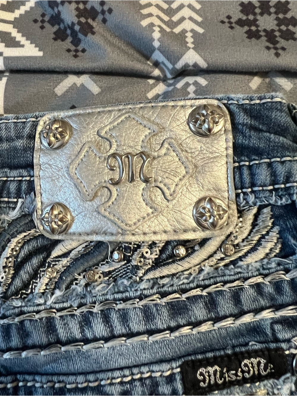 Miss Me Distressed Wide Leg Jeans in Medium Blue 37 inch inseam - Picture 6 of 8